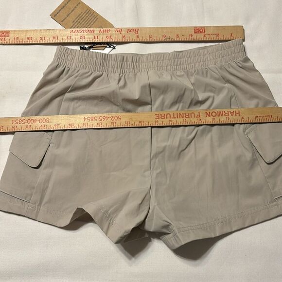 Avalanche Size Small High waisted outdoor athletic shorts tan - Picture 2 of 11